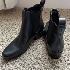 A New Day boot